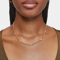 Colar curto banhado a ouro de 18 K sobre prata com motivos Bold Motif